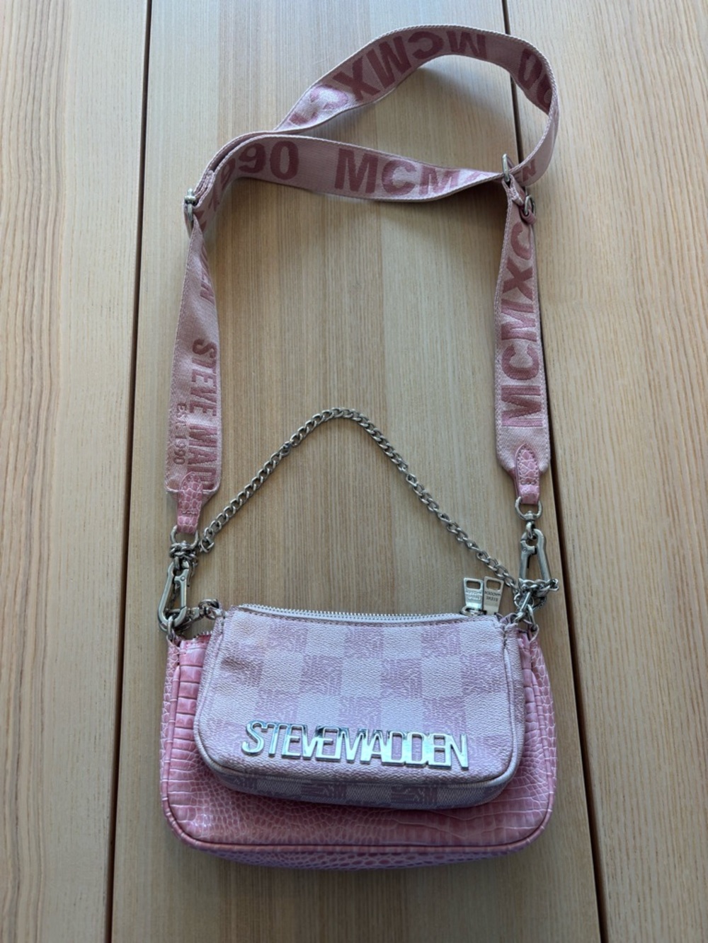 STEVE MADDEN the Burgentl crossbody bag